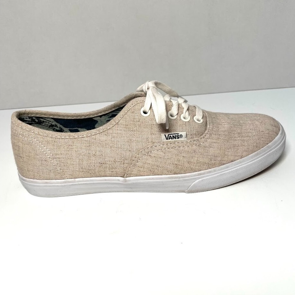 Vans Skate Shoe Womens 7 Low Top Classic Sneaker Cream White White Sole